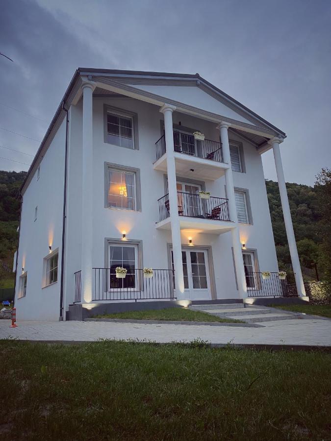 Green Hill Villa Călimăneşti 외부 사진